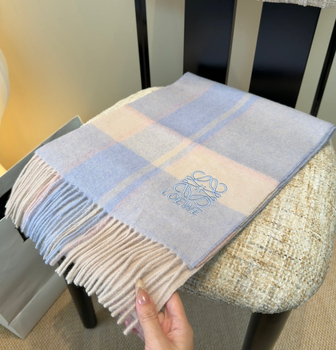 LOEWE 26S SCARF 180 IN CASHMERE WOOL 202468
