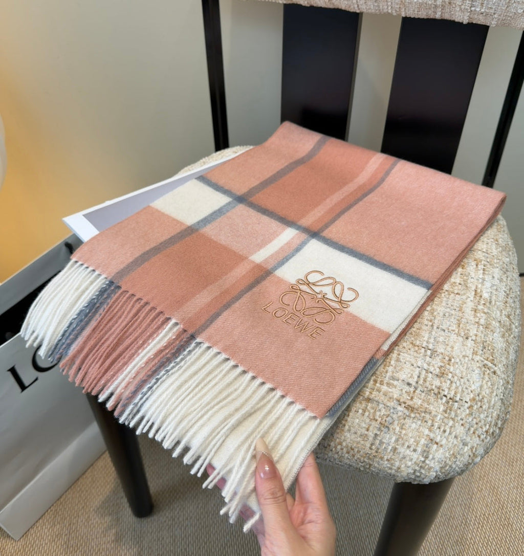LOEWE 26S SCARF 180 IN CASHMERE WOOL 202470