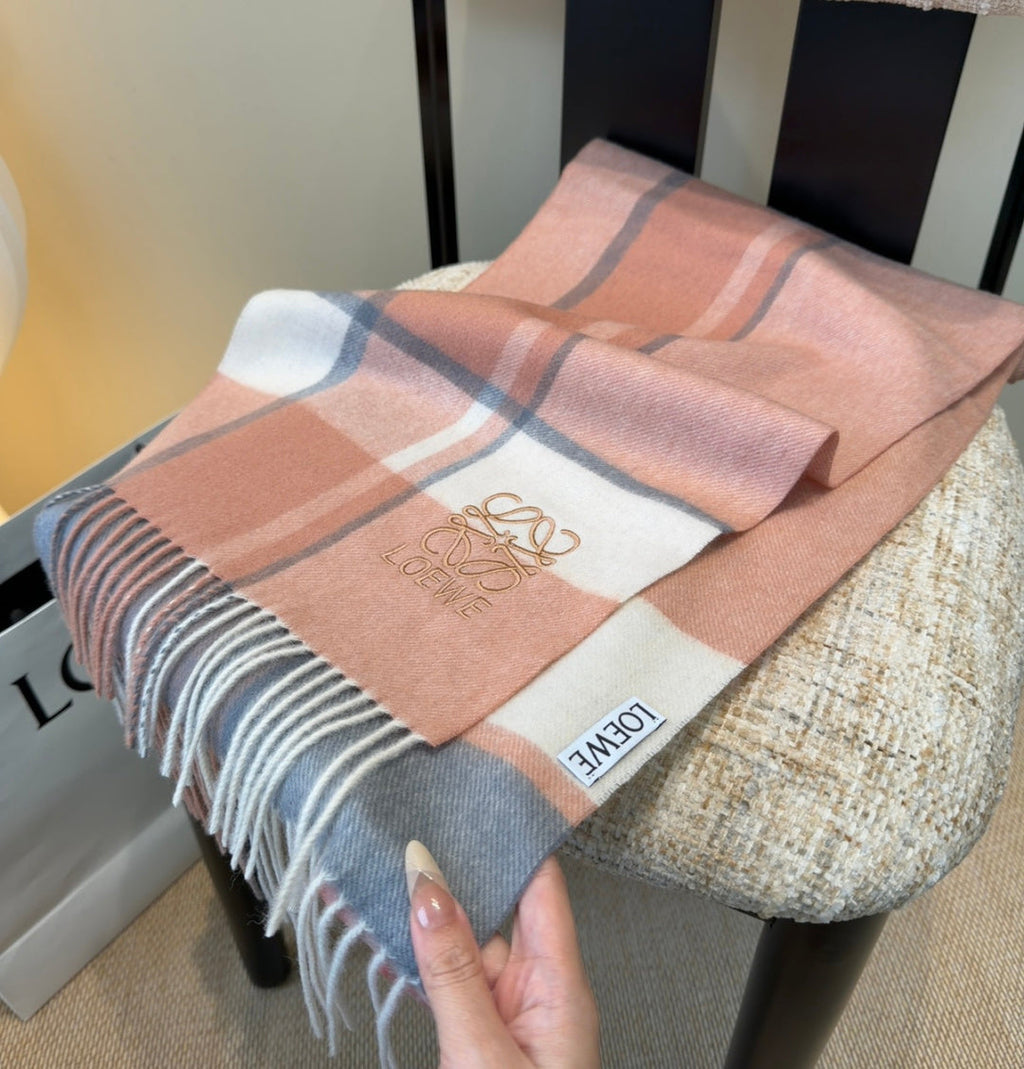 LOEWE 26S SCARF 180 IN CASHMERE WOOL 202470