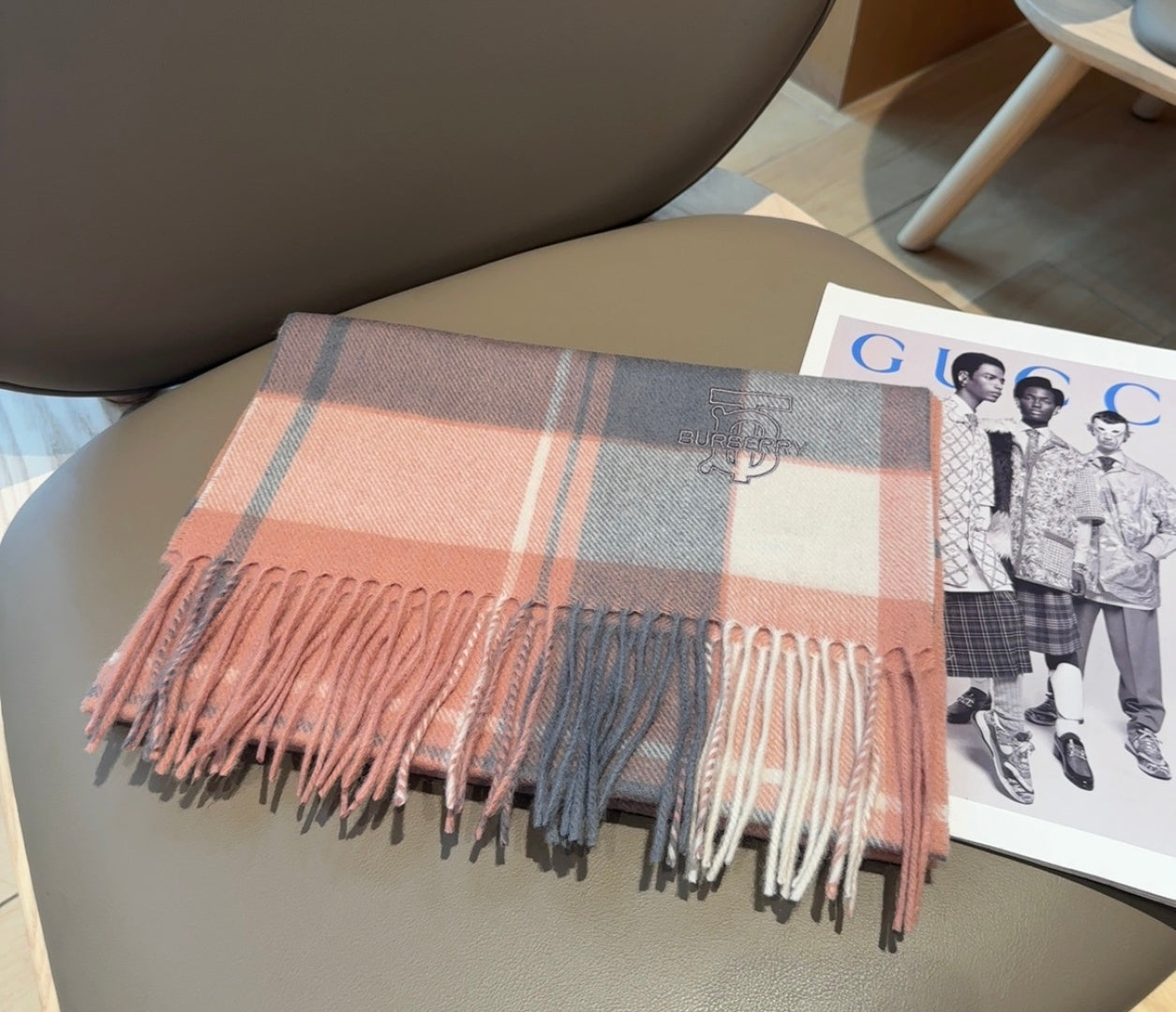 BURBERRY 26S SCARF 180CM IN CASHMERE 202475