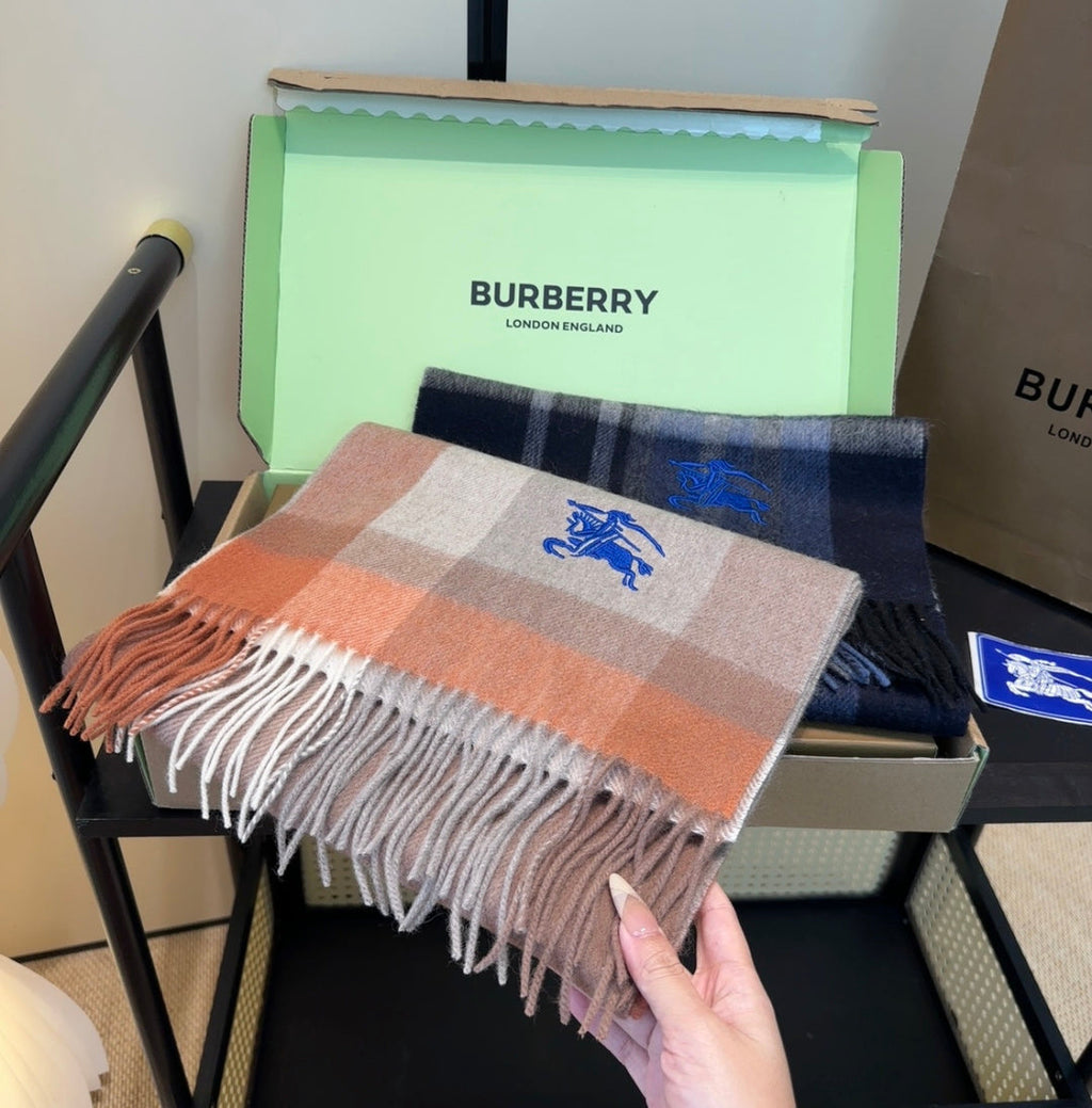 BURBERRY 26S SCARF 180CM IN CASHMERE 207631