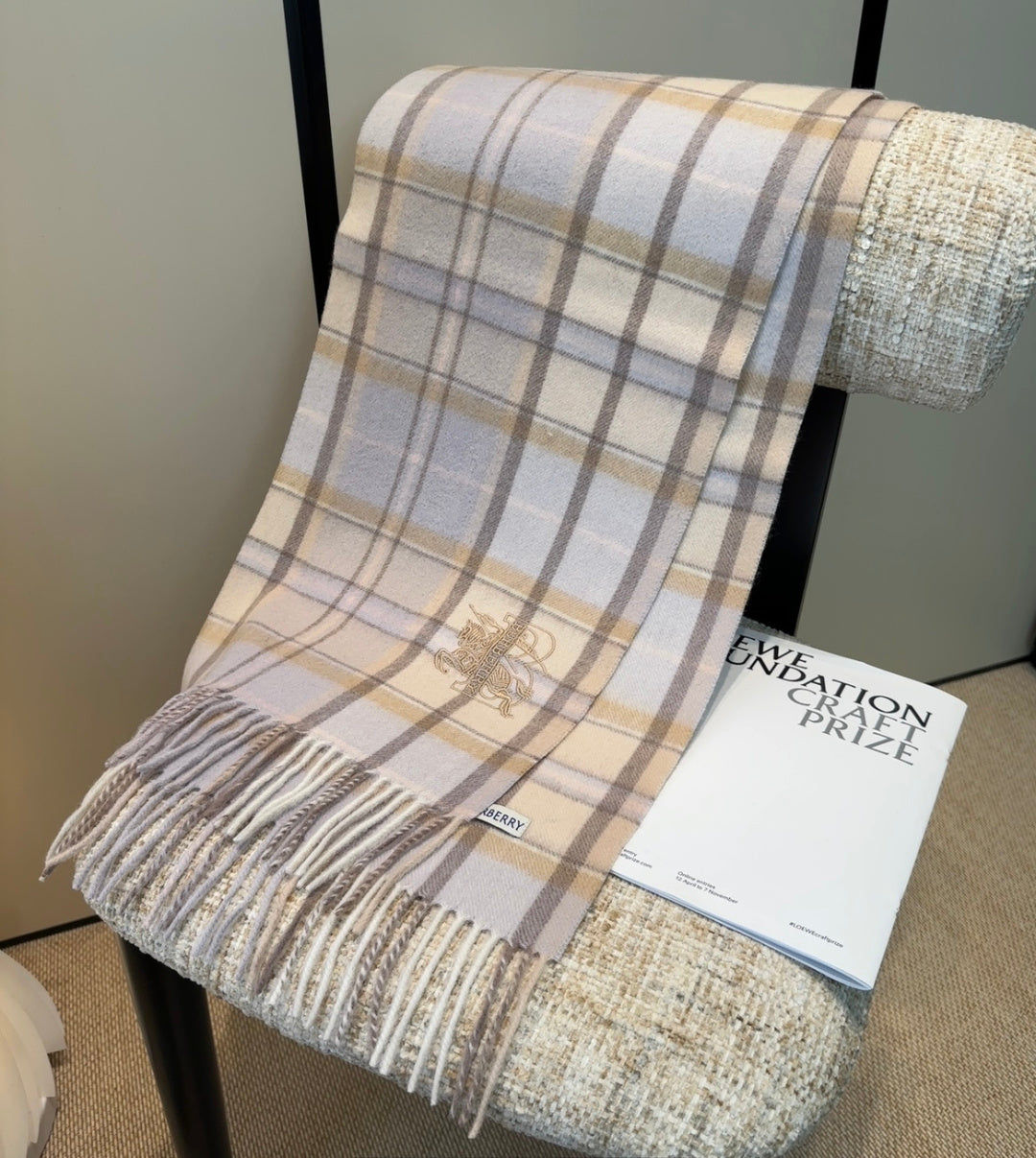 BURBERRY 26S SCARF 180CM IN CASHMERE 207637