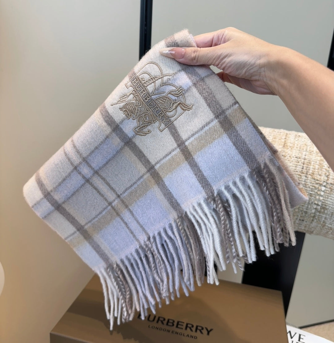 BURBERRY 26S SCARF 180CM IN CASHMERE 207637