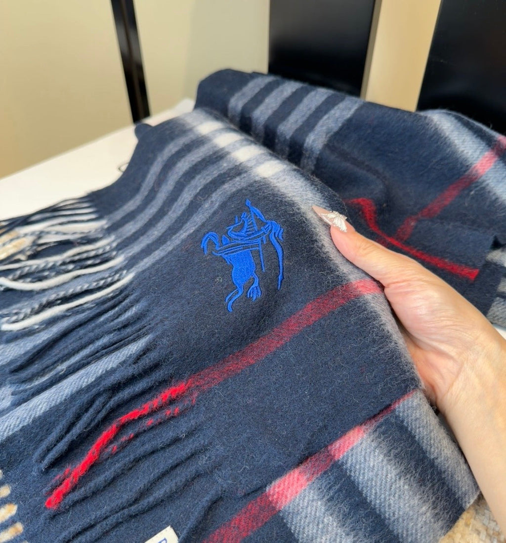 BURBERRY 26S SCARF 180CM IN CASHMERE 207840