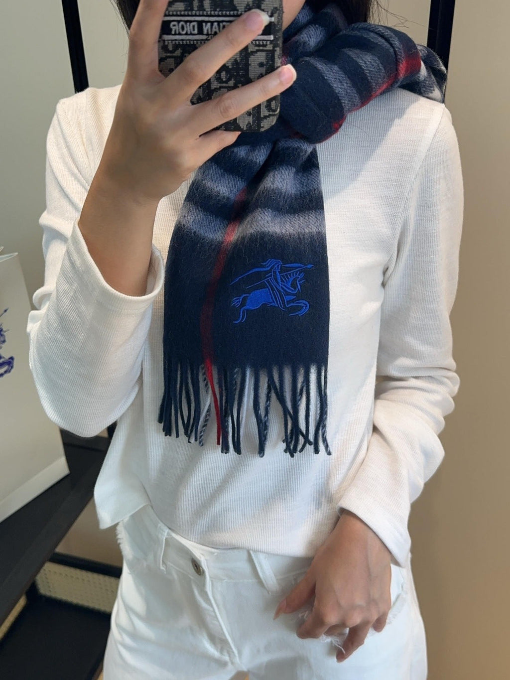 BURBERRY 26S SCARF 180CM IN CASHMERE 207840