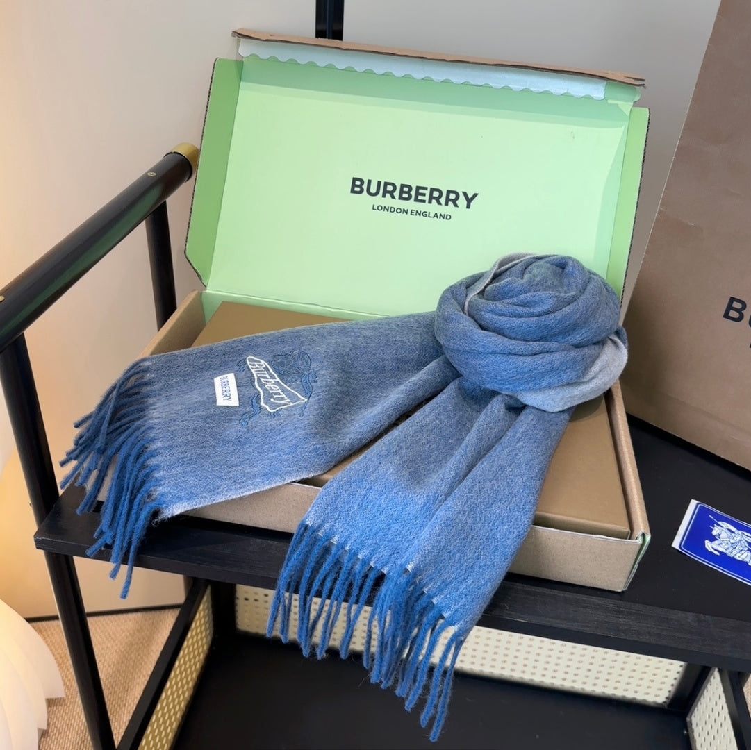 BURBERRY 26S SCARF 180CM IN CASHMERE 207842