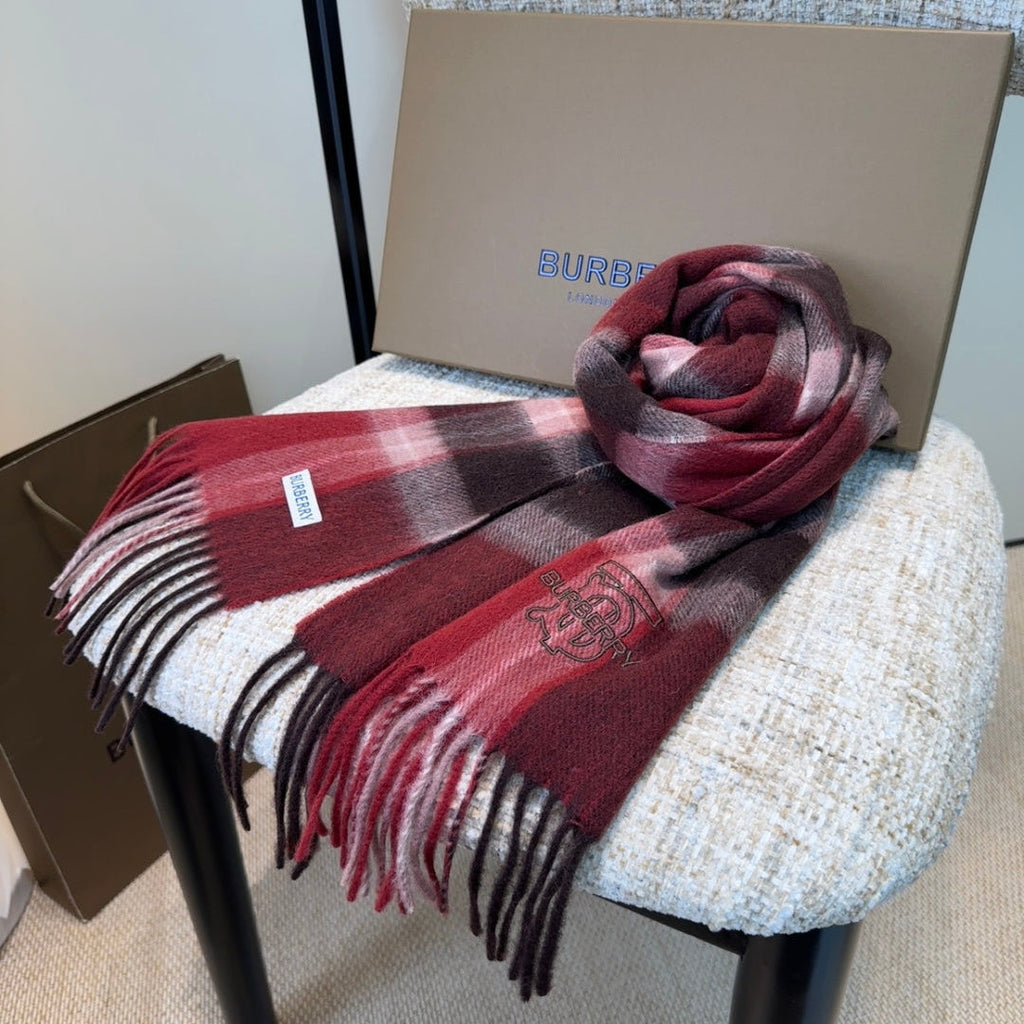 BURBERRY 26S SCARF 180CM IN CASHMERE 207843