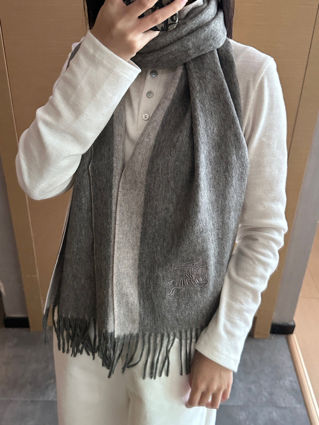 BURBERRY 26S SCARF 180CM IN CASHMERE 209918