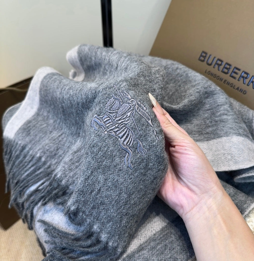 BURBERRY 26S SCARF 180CM IN CASHMERE 209918