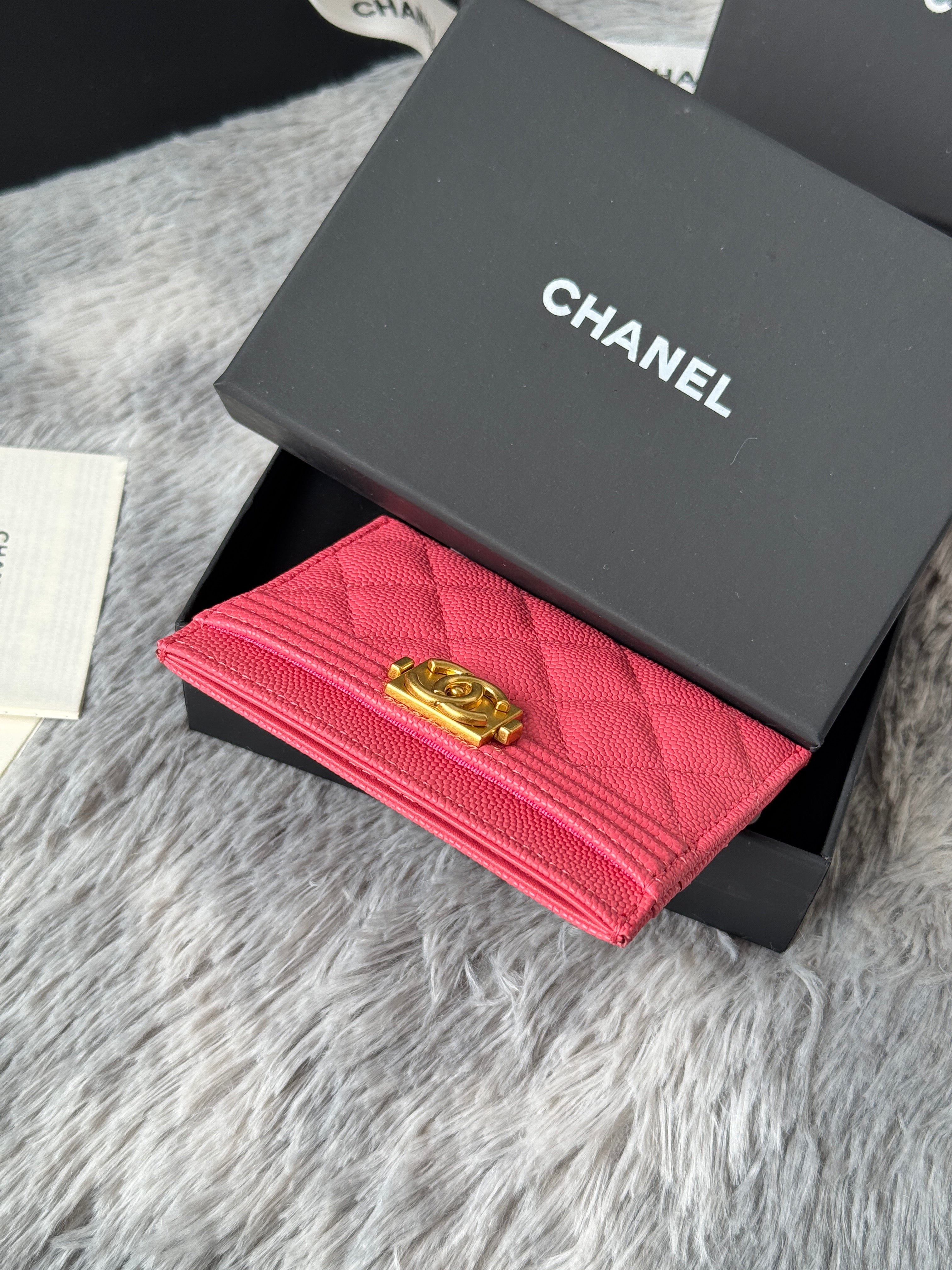 LEBOY CARD HOLDER 11 IN MANDY PINK GRAINED CALFSKIN GOLD-TONE HARDWARE