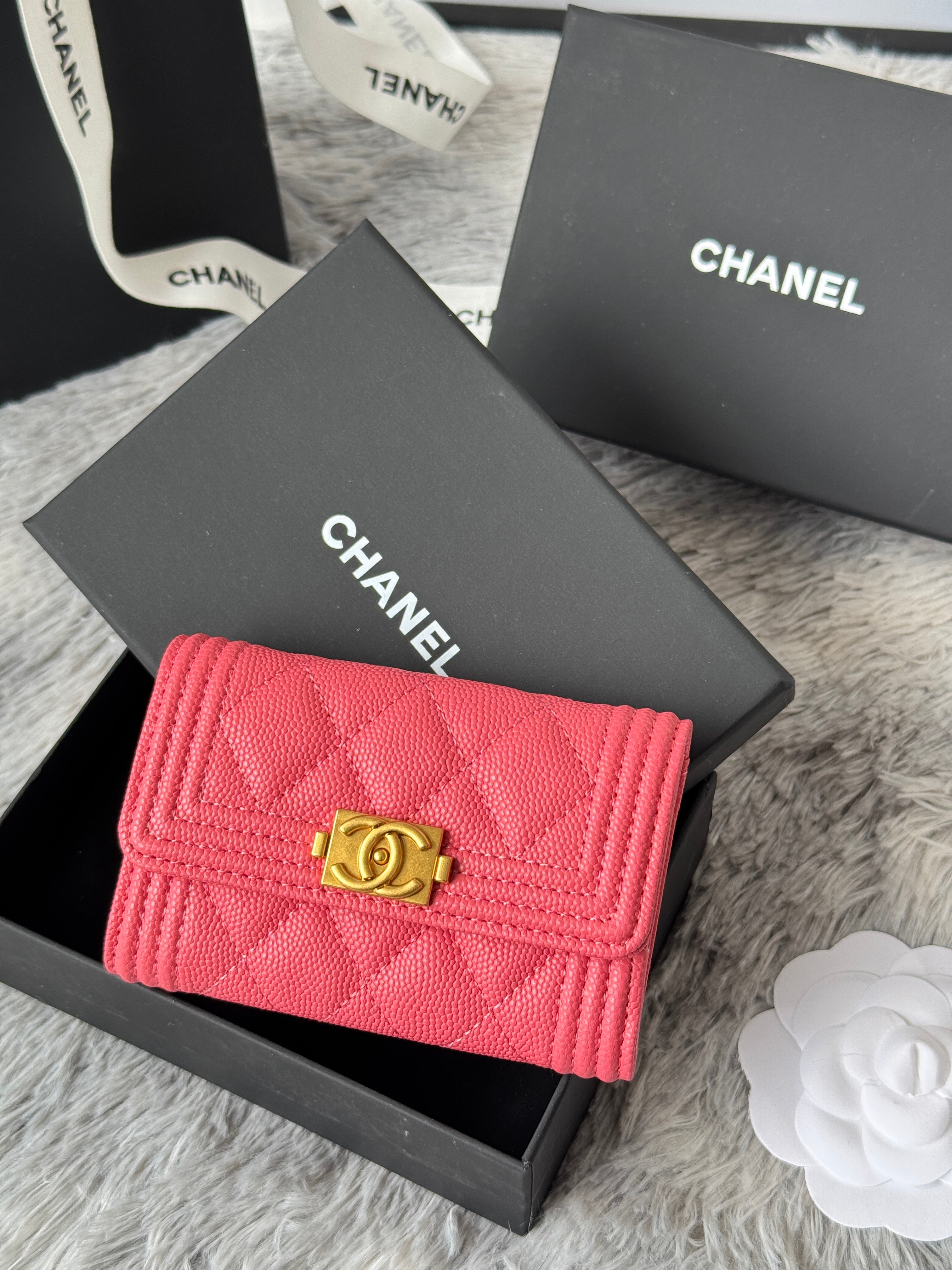 LEBOY WALLET 11 IN MANDY PINK GRAINED CALFSKIN GOLD-TONE HARDWARE