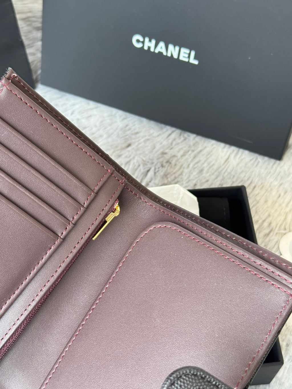 25S MULTI PURPOSE PASSPORT WALLET 15 IN BLACK CALFSKIN GOLD HARDWARE
