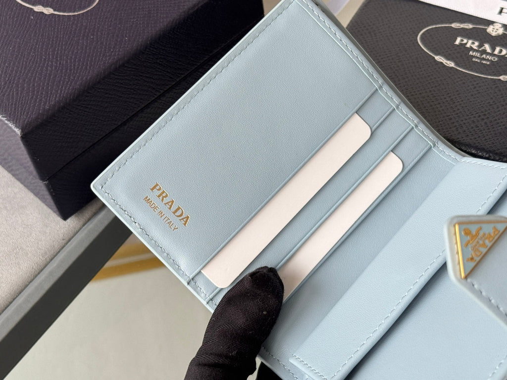 PRADA 26S WALLET 11.2 IN BLUE SALLIANO