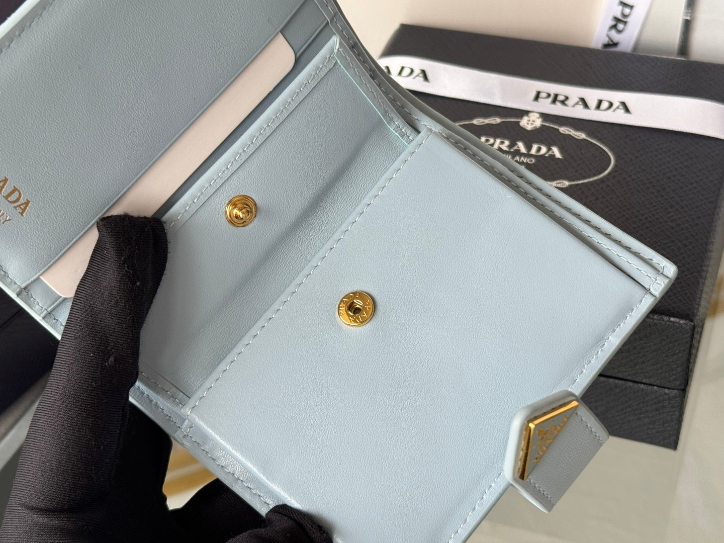 PRADA 26S WALLET 11.2 IN BLUE SALLIANO