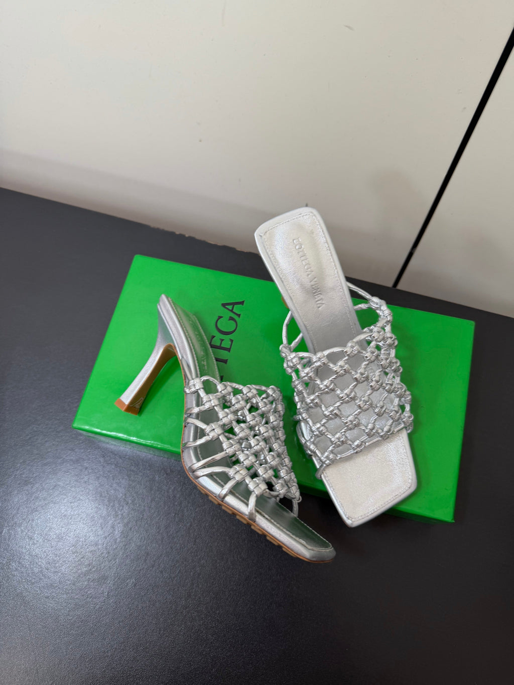 BOTTEGA VENETA 26S WOVEN STRAP HIGH-HEEL SANDALS 85 MM IN SILVER LAMBSKIN