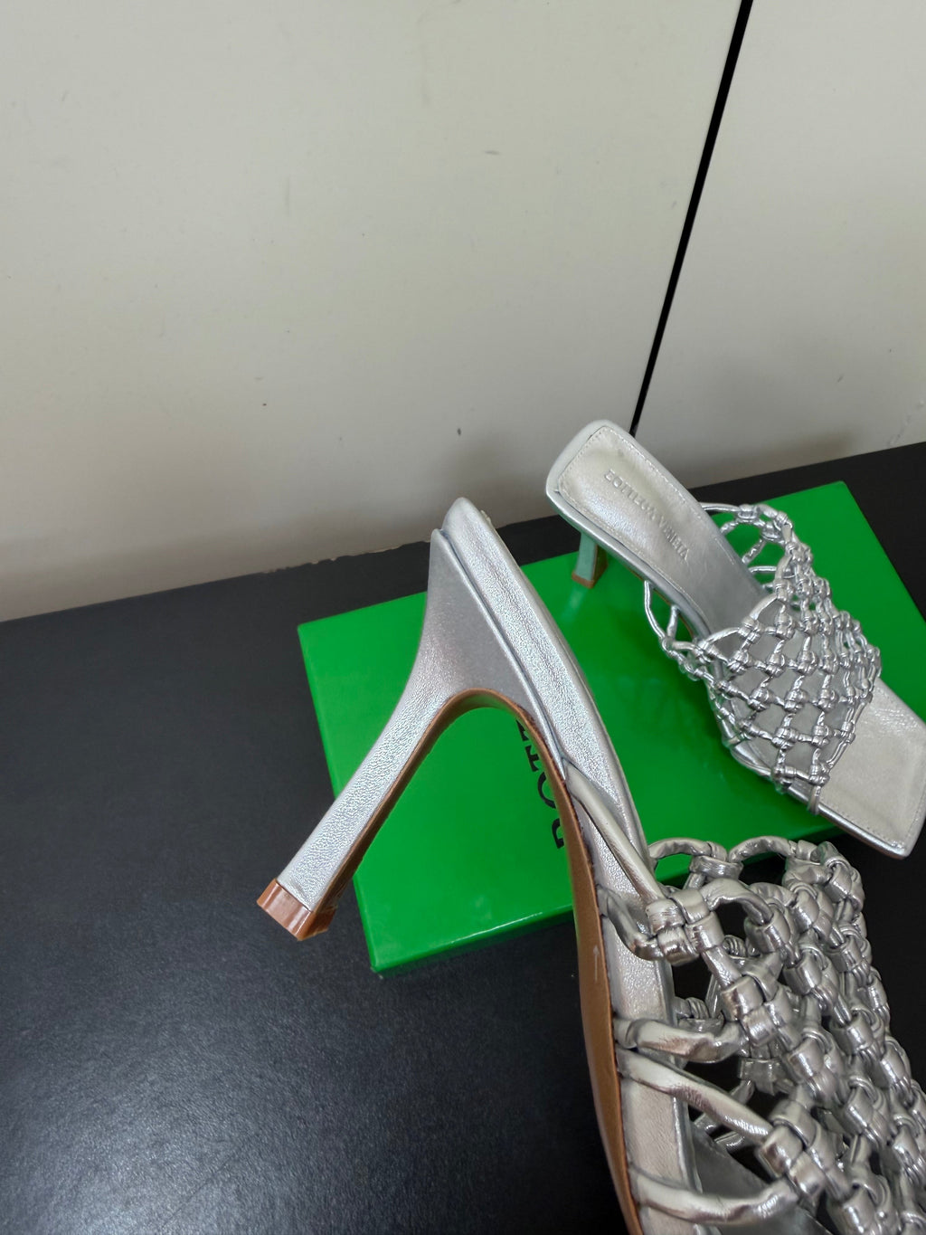 BOTTEGA VENETA 26S WOVEN STRAP HIGH-HEEL SANDALS 85 MM IN SILVER LAMBSKIN