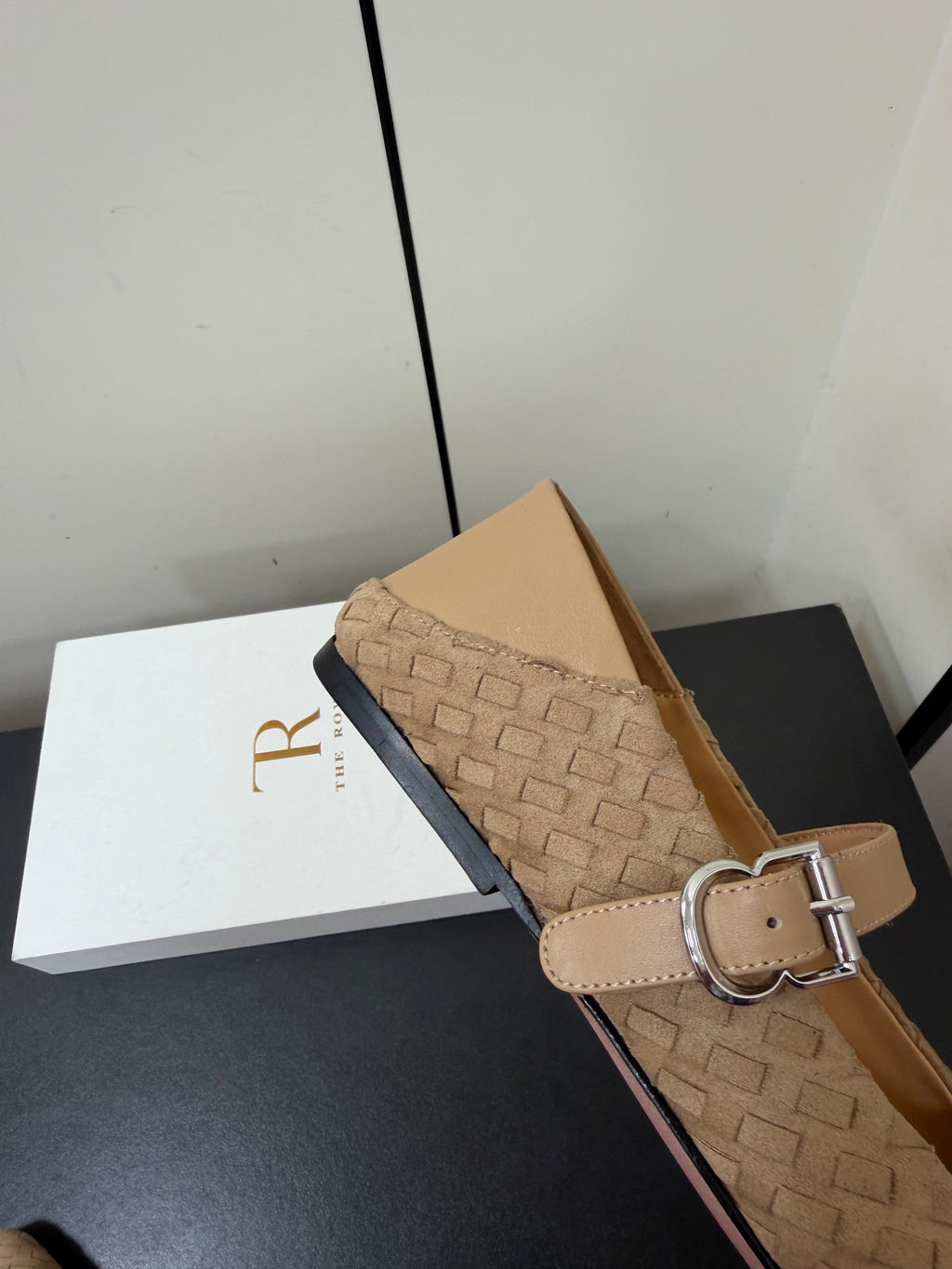 THE ROW 26S MARY JANE BALLET FLATS IN BEIGE SUEDE AND CALFSKIN