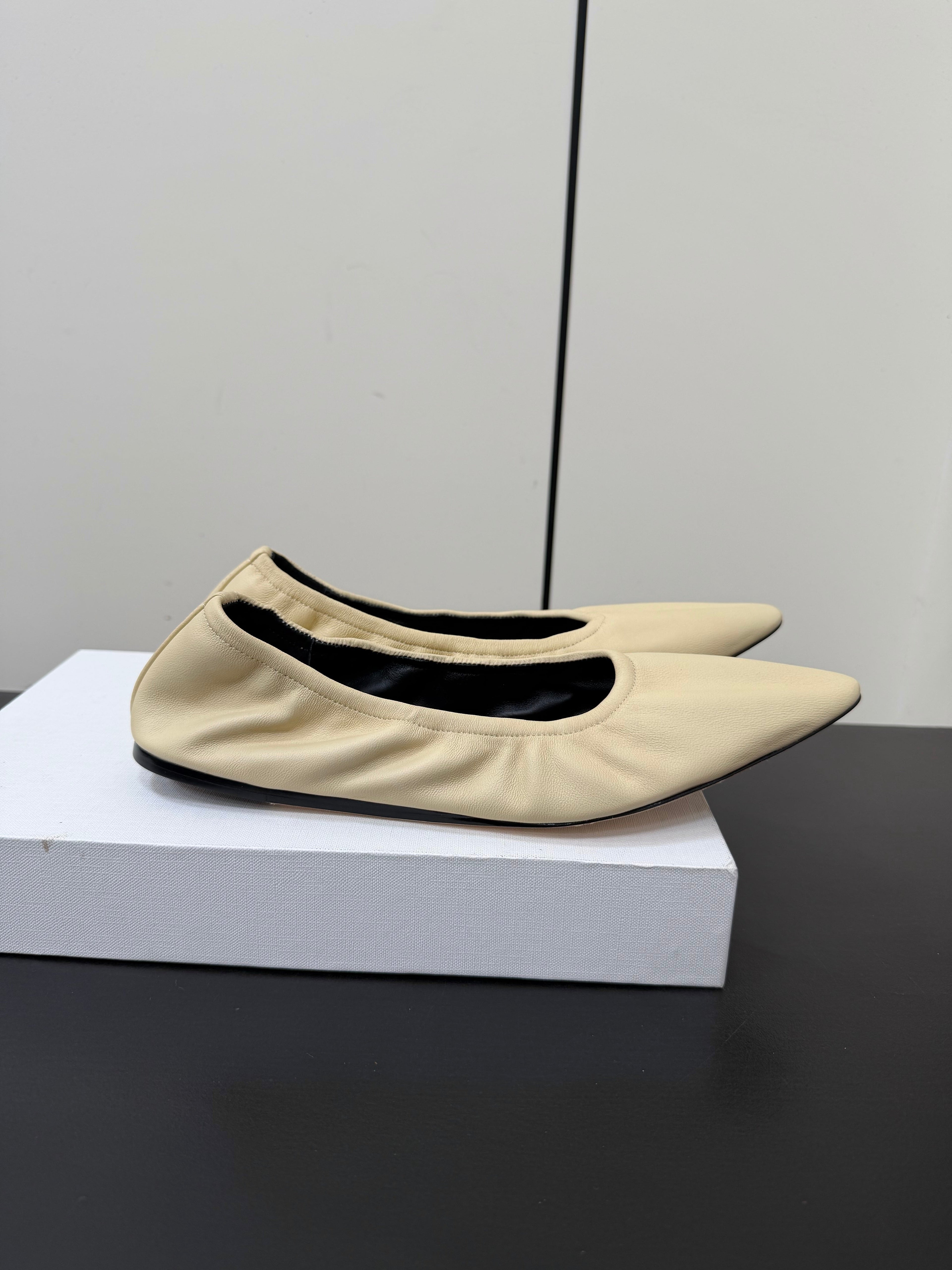 THE ROW 26S POINTED TOE BALLET FLATS IN BUTTER BEIGE LAMBSKIN