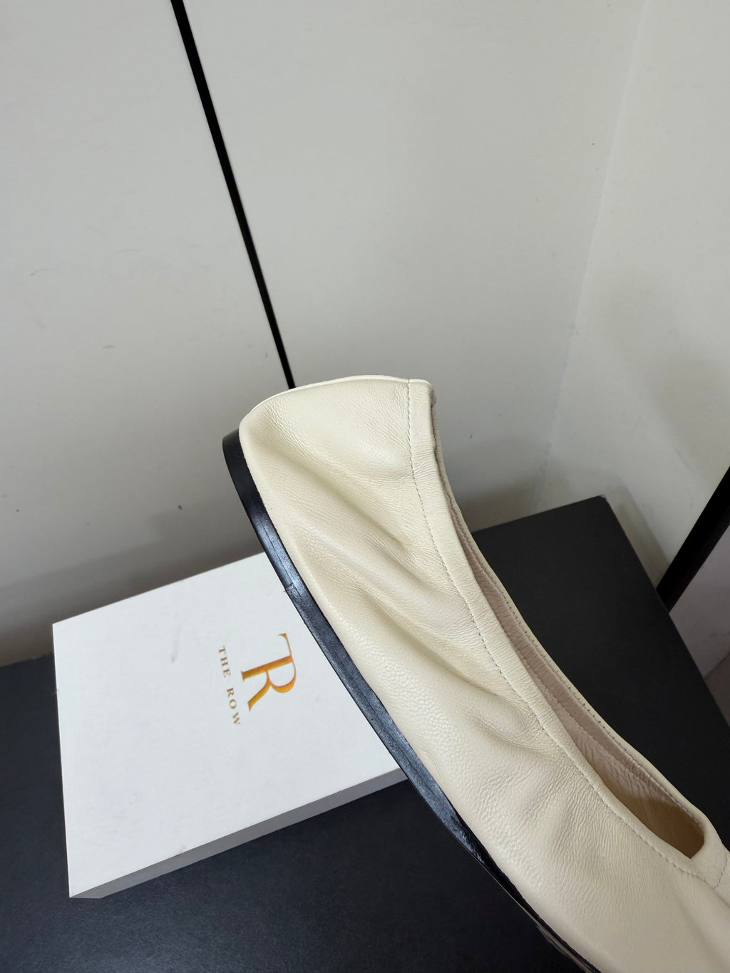 THE ROW 26S POINTED TOE BALLET FLATS IN IVORY WHITE LAMBSKIN