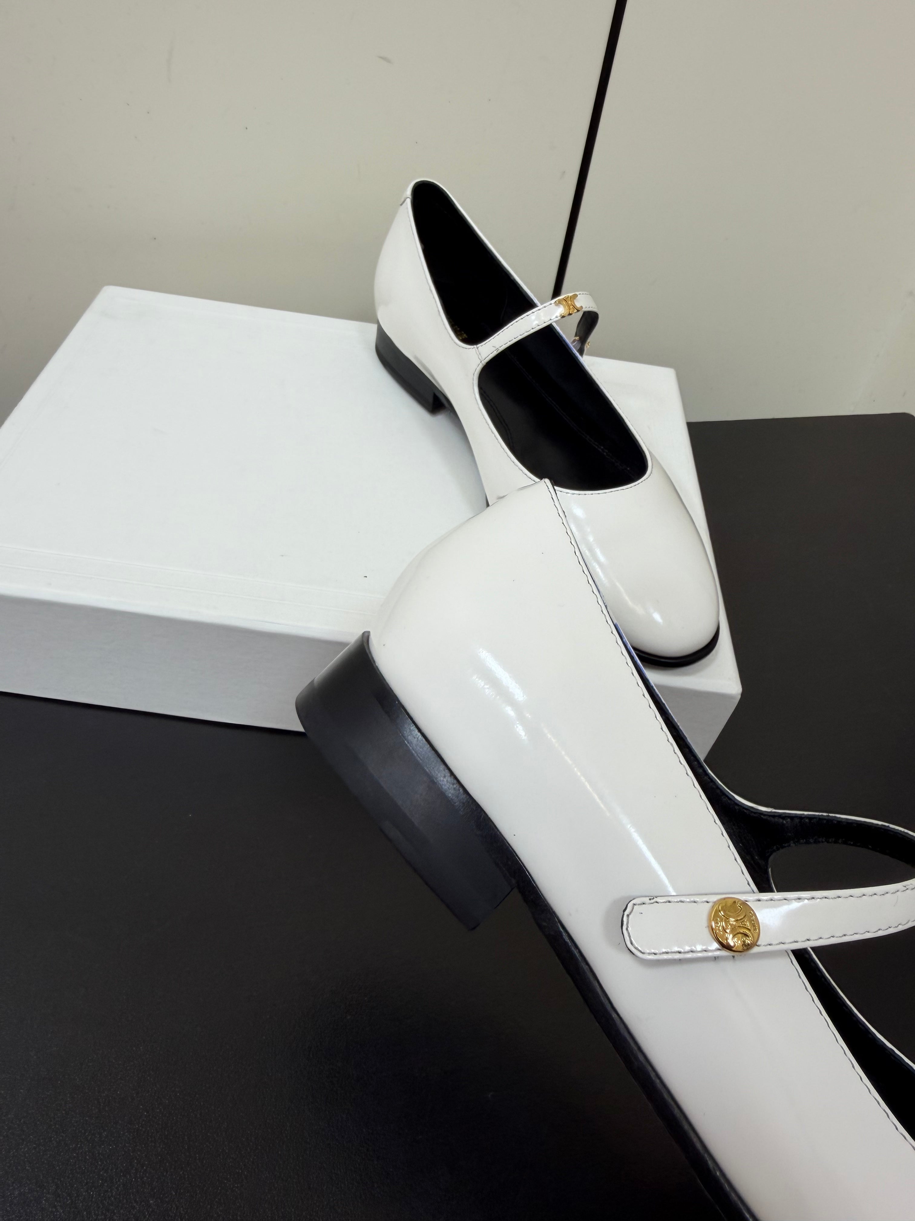 CELINE 26S MARY JANE FLATS IN WHITE GLOSSY CALFSKIN GOLD HARDWARE
