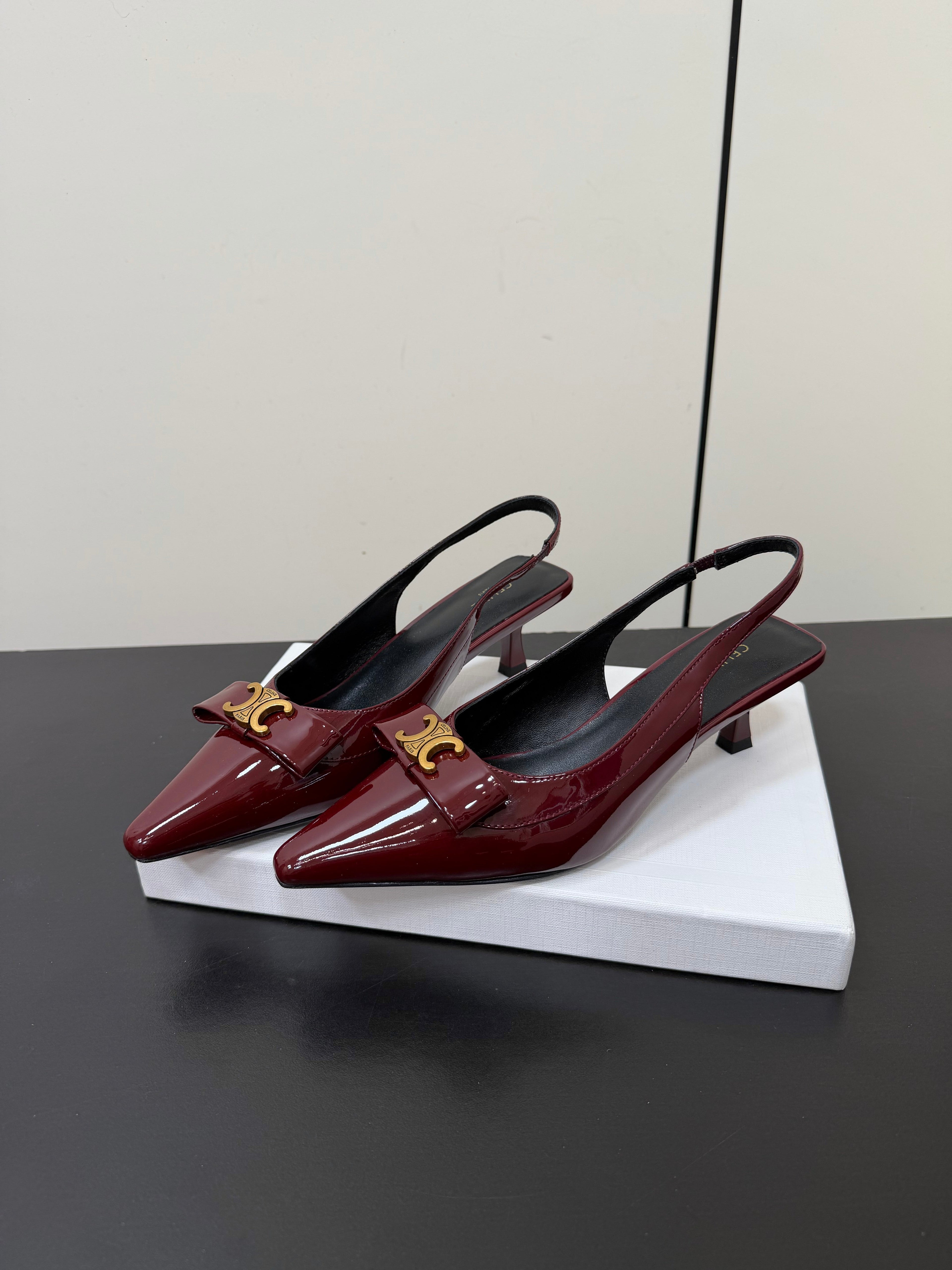 CELINE 26S TRIOMPHE SLINGBACK PUMPS IN BURGUNDY RED PATENT CALFSKIN GOLD HARDWARE