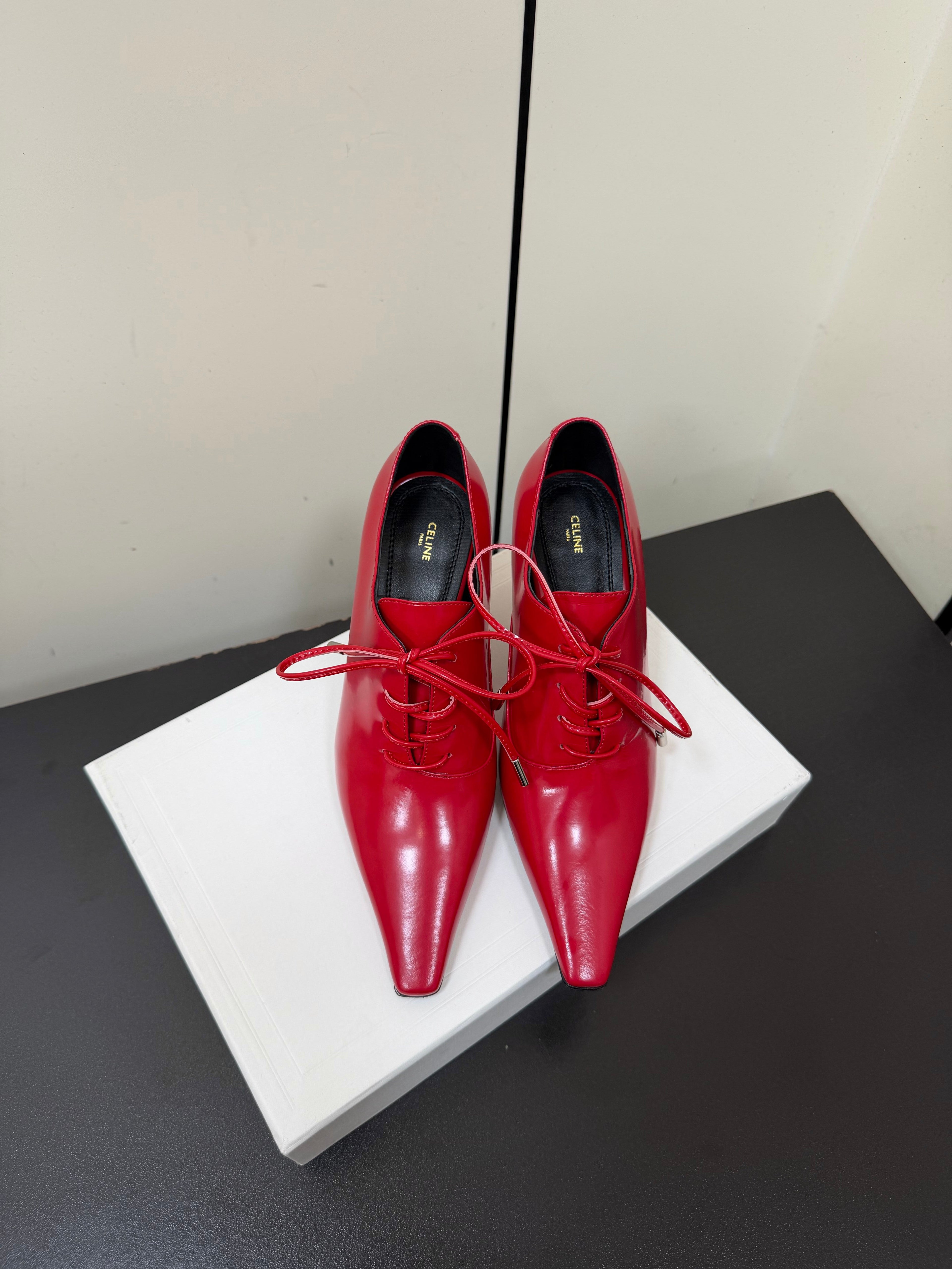 CELINE 26S LACE UP POINTED TOE PUMPS IN DARK RED PATENT CALFSKIN