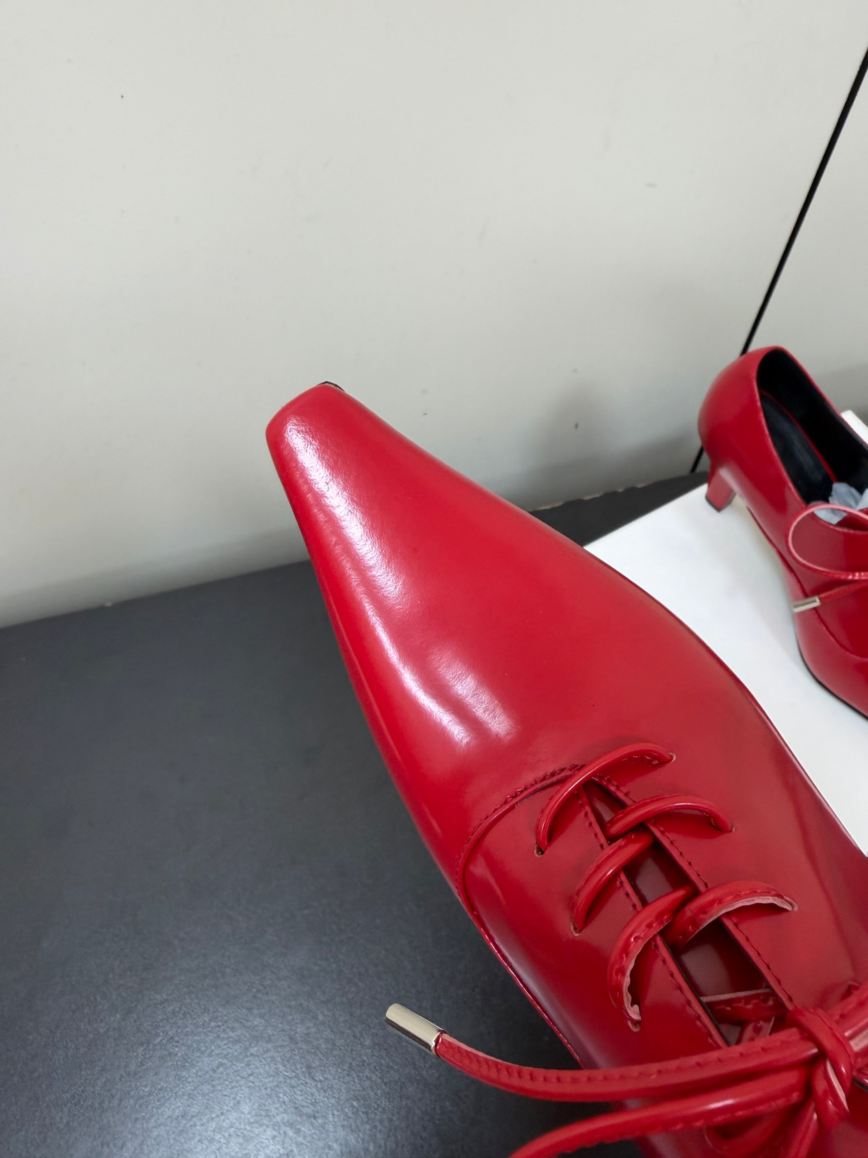 CELINE 26S LACE UP POINTED TOE PUMPS IN DARK RED PATENT CALFSKIN