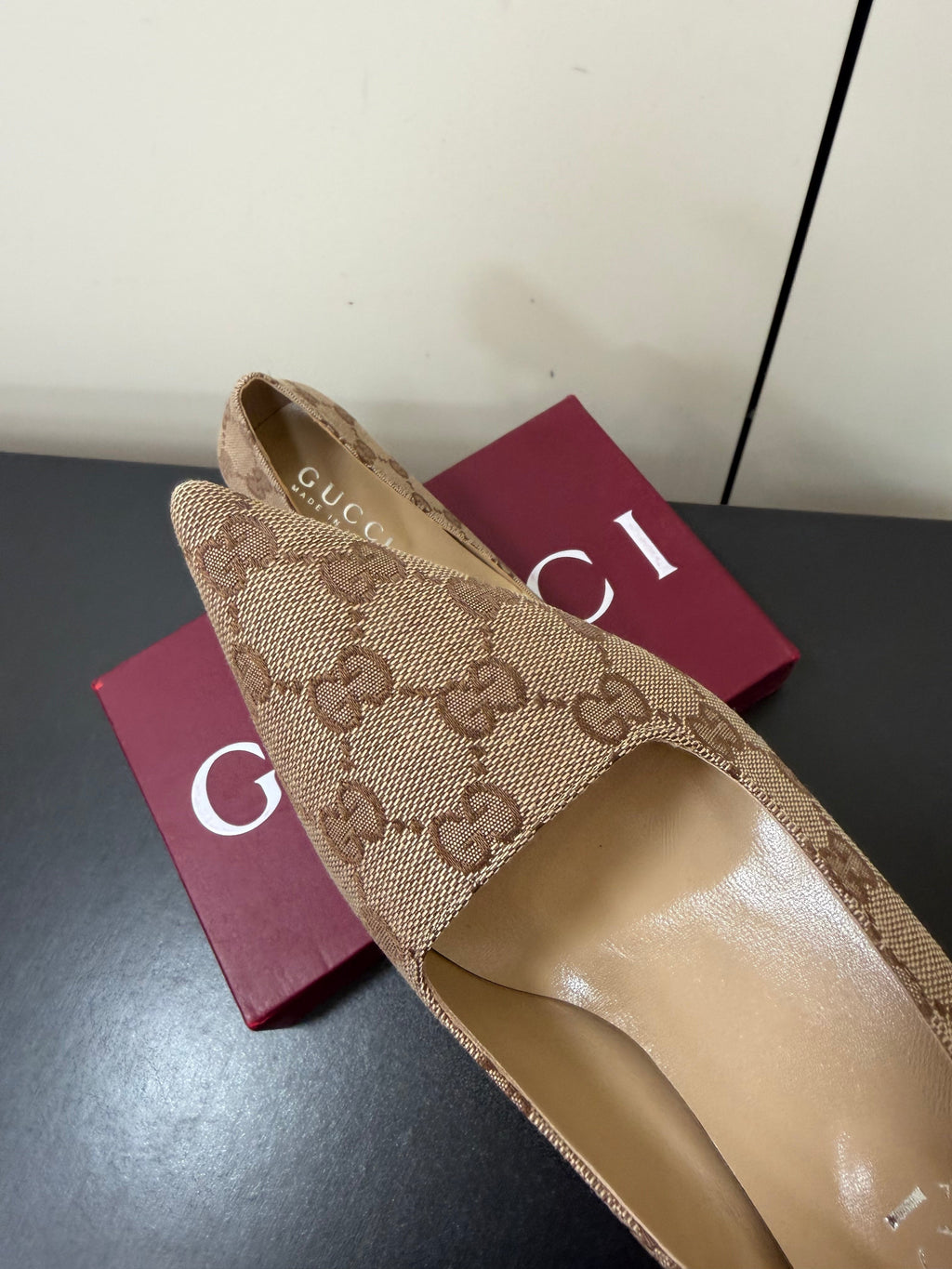 GUCCI 26S POINTED TOE PUMPS 85MM IN BEIGE BROWN CANVAS GG MONOGRAM