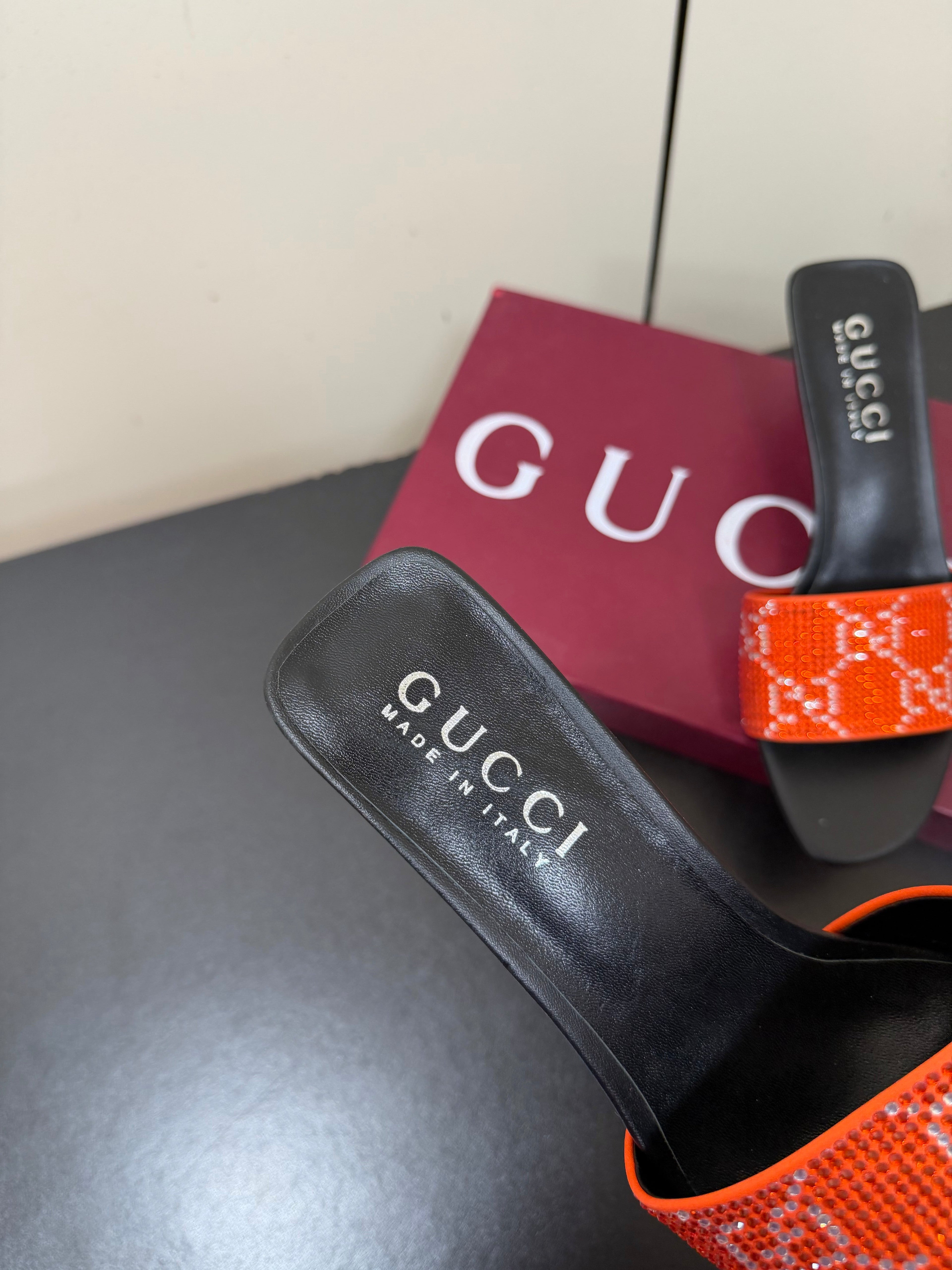 GUCCI 26S MULE SANDALS 85MM IN ORANGE SATIN CRYSTAL GG