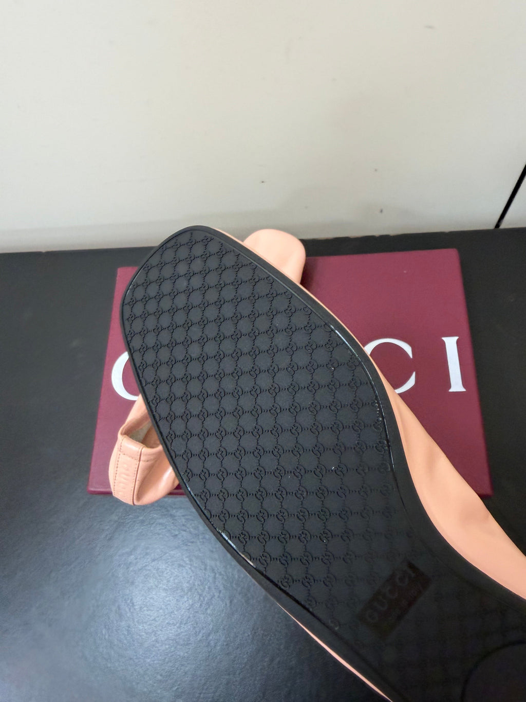 GUCCI 26S BALLET FLATS IN LIGHT PINK SHINY CALFSKIN GOLD HARDWARE