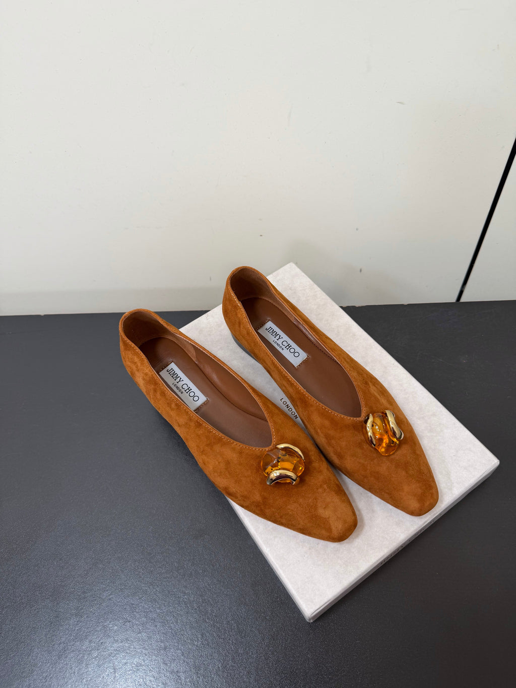 JIMMY CHOO 26S BALLET FLATS IN BROWN SUEDE