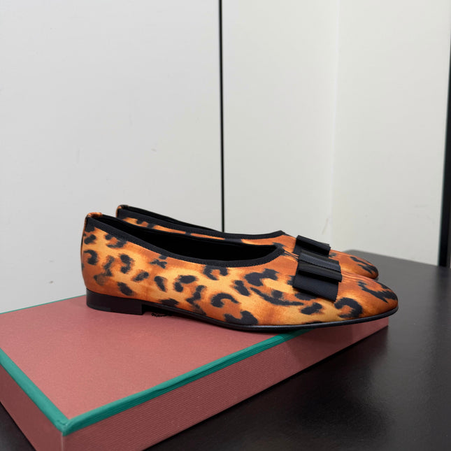 LP 26S BOW BALLET FLATS IN LEOPARD PRINT SATIN