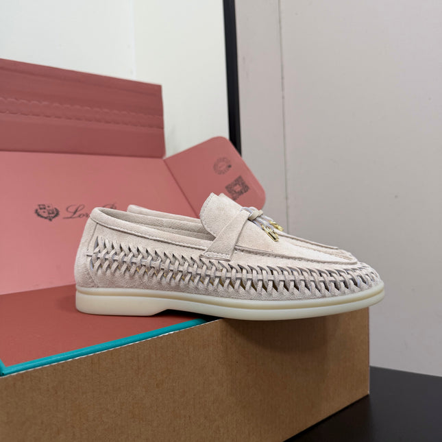 LP 26S CHARM LOAFERS IN BEIGE SUEDE