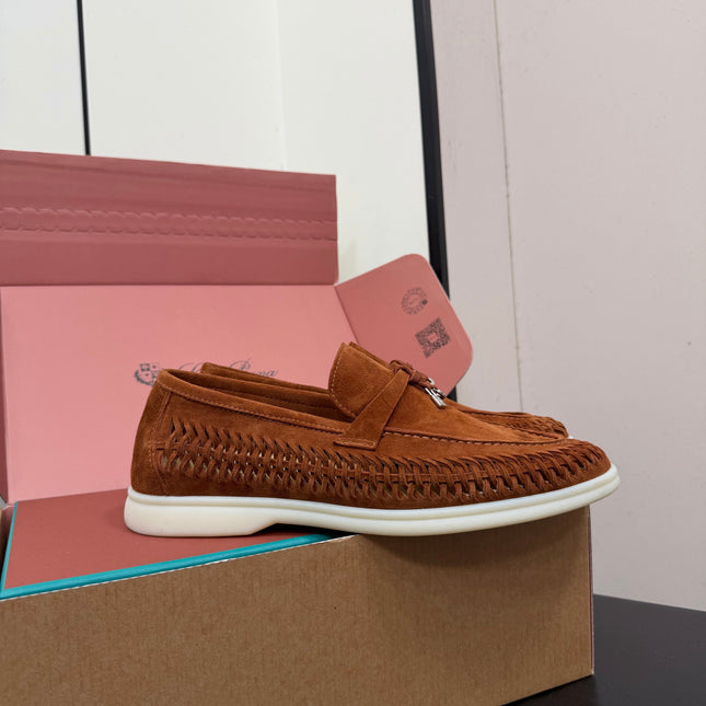 LP 26S CHARM LOAFERS IN RUST BROWN SUEDE