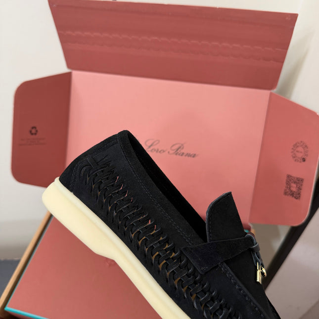 LP 26S CHARM LOAFERS IN BLACK SUEDE