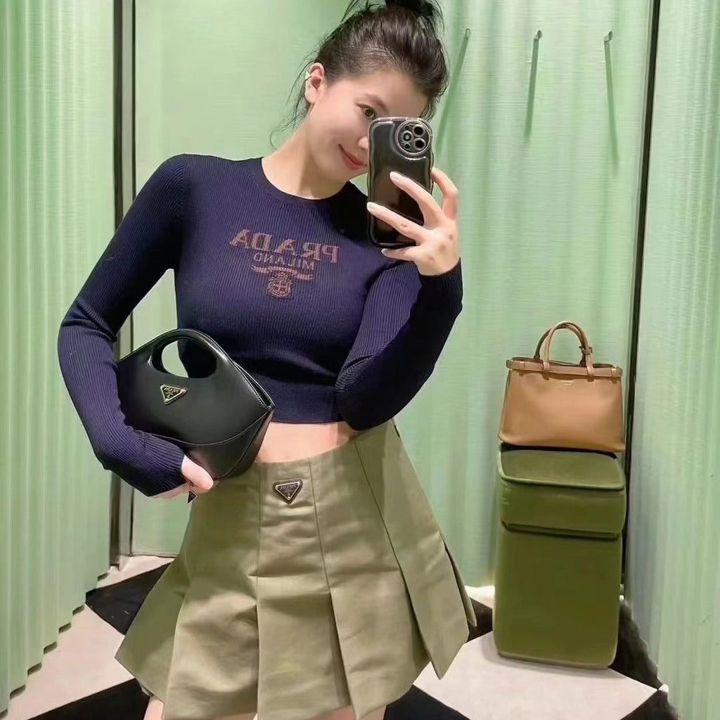 PRADA 25S LIGHTWEIGHT SWEATER 364