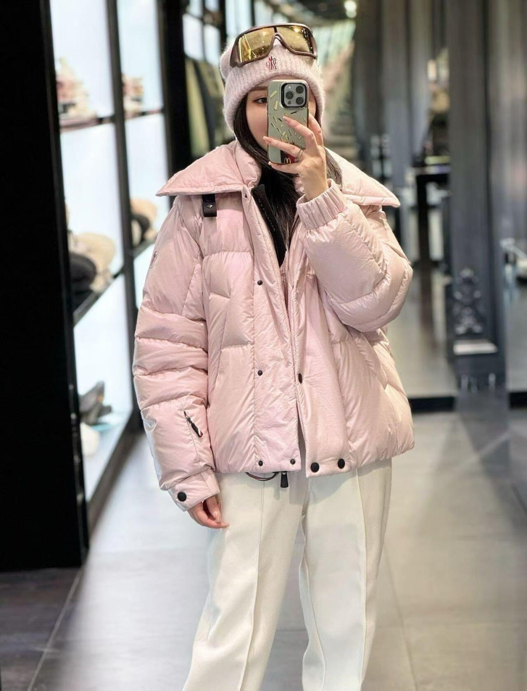 MONCLER 25S DOWN JACKET 297