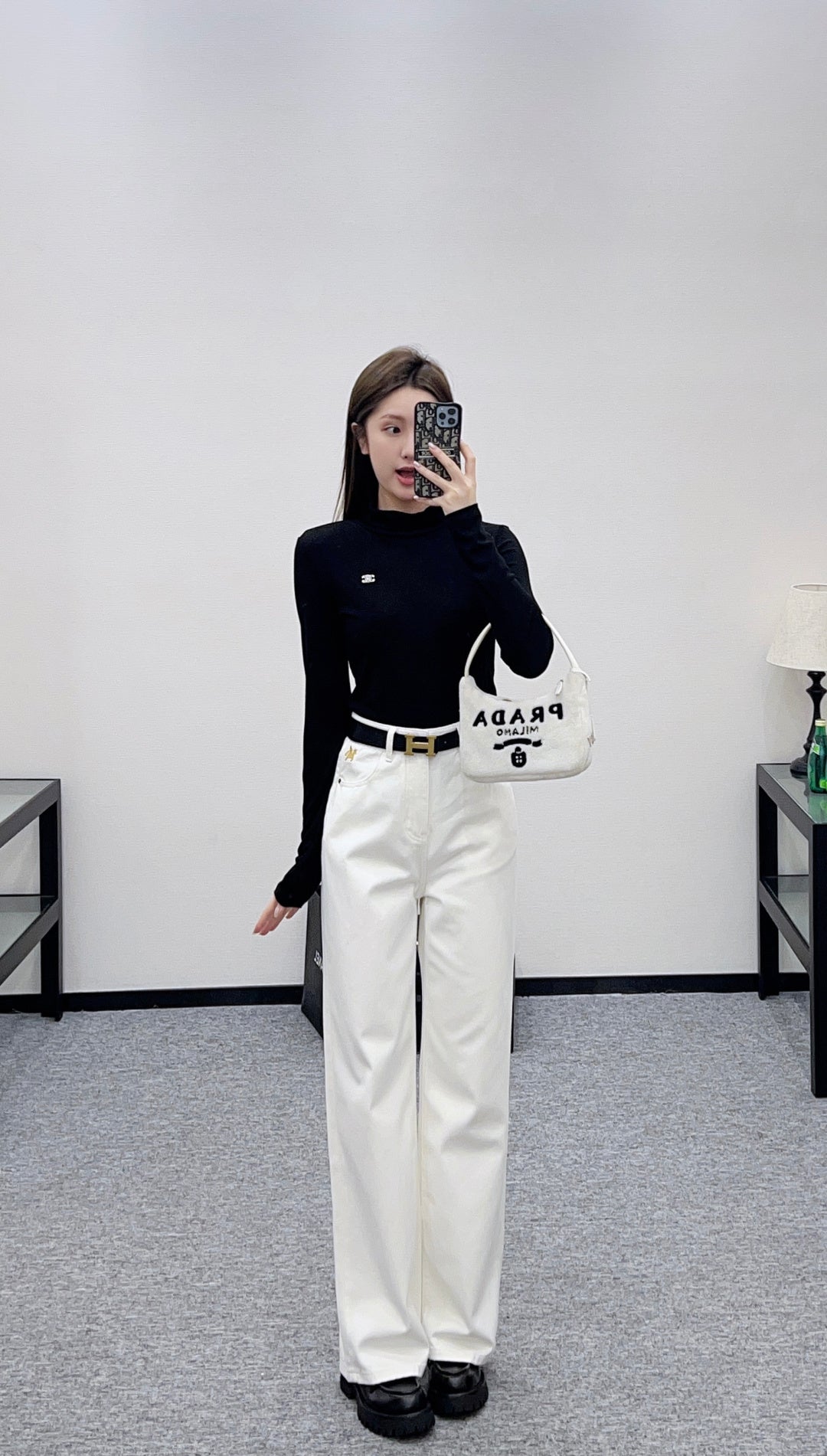 HERMES 25S HIGH-WAIST STRAIGHT JEANS 353