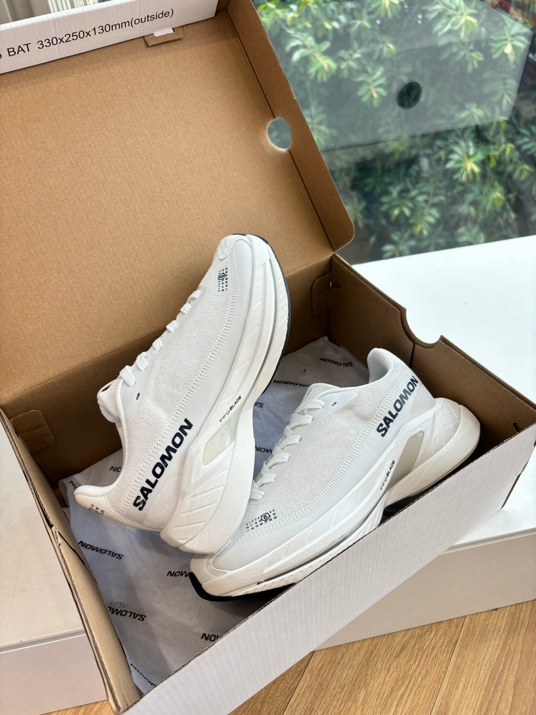 ALO 25S SALOMON SPECTUR SNEAKER IN WHITE FABRIC
