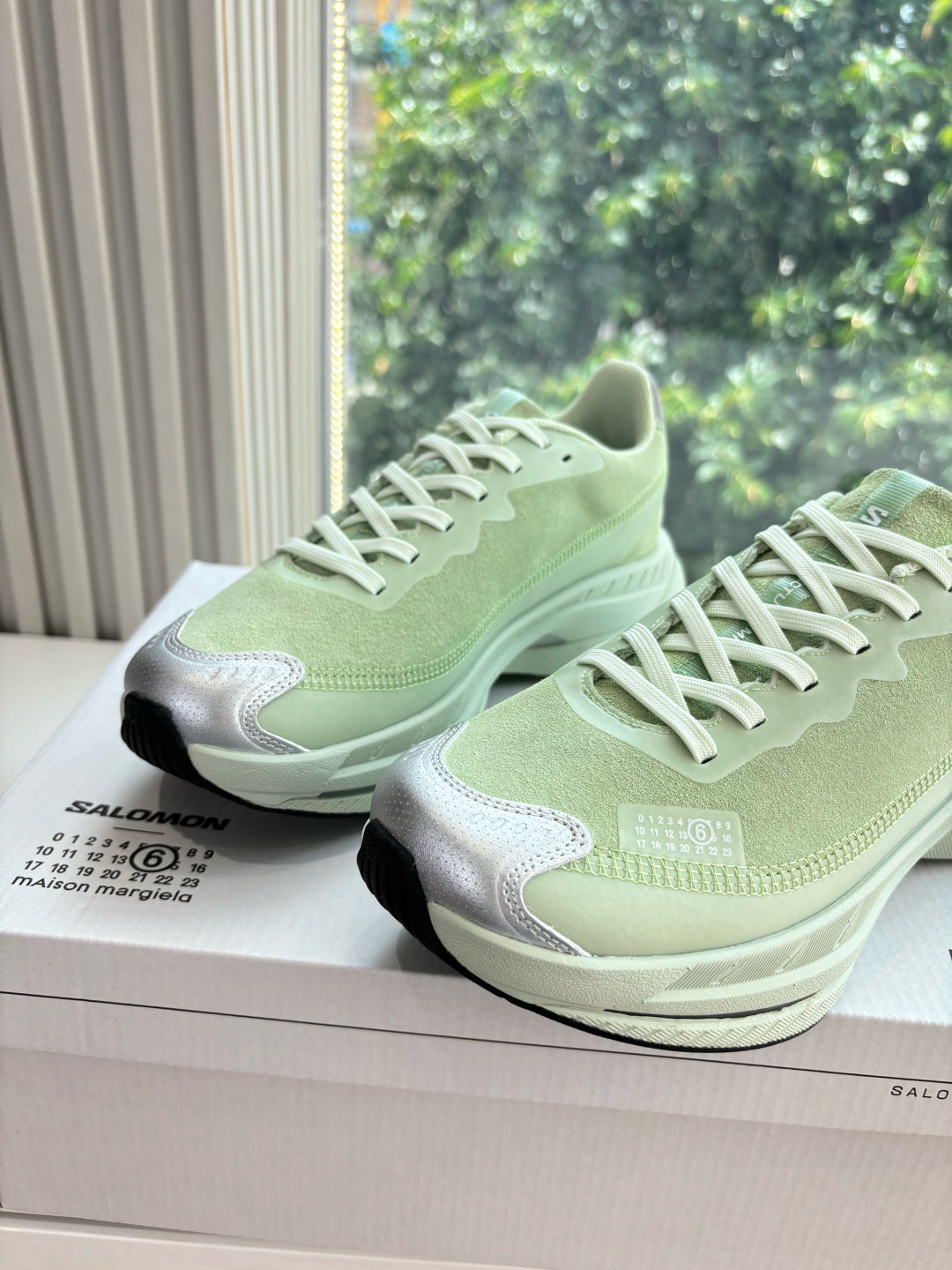 ALO 25S SALOMON SPECTUR SNEAKER IN LIGHT GREEN FABRIC