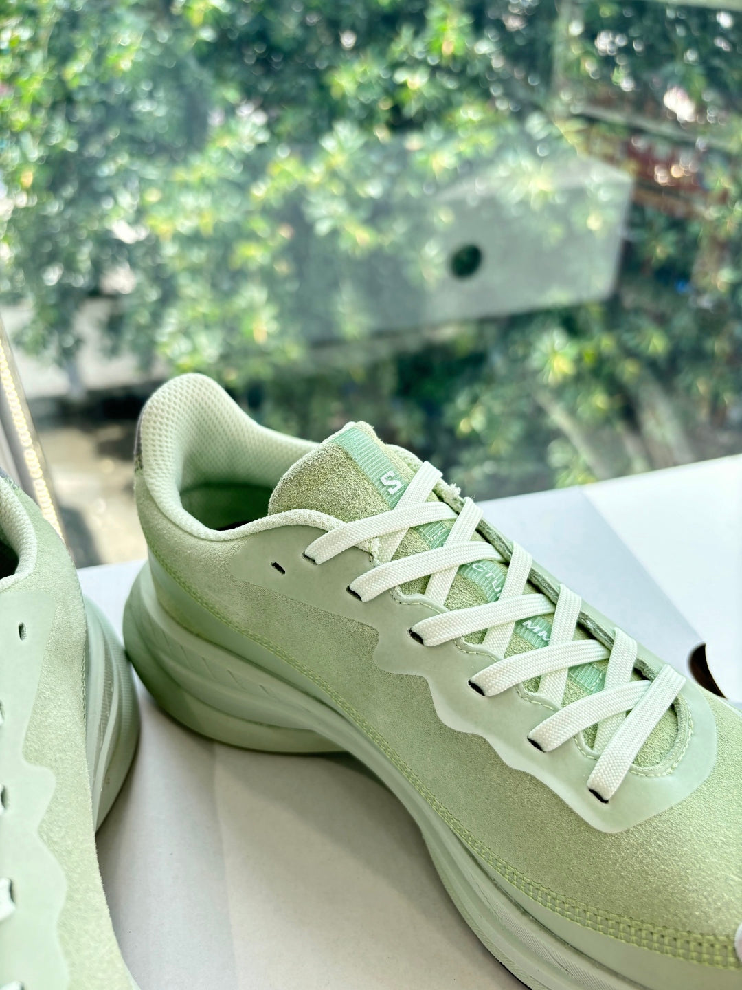 ALO 25S SALOMON SPECTUR SNEAKER IN LIGHT GREEN FABRIC