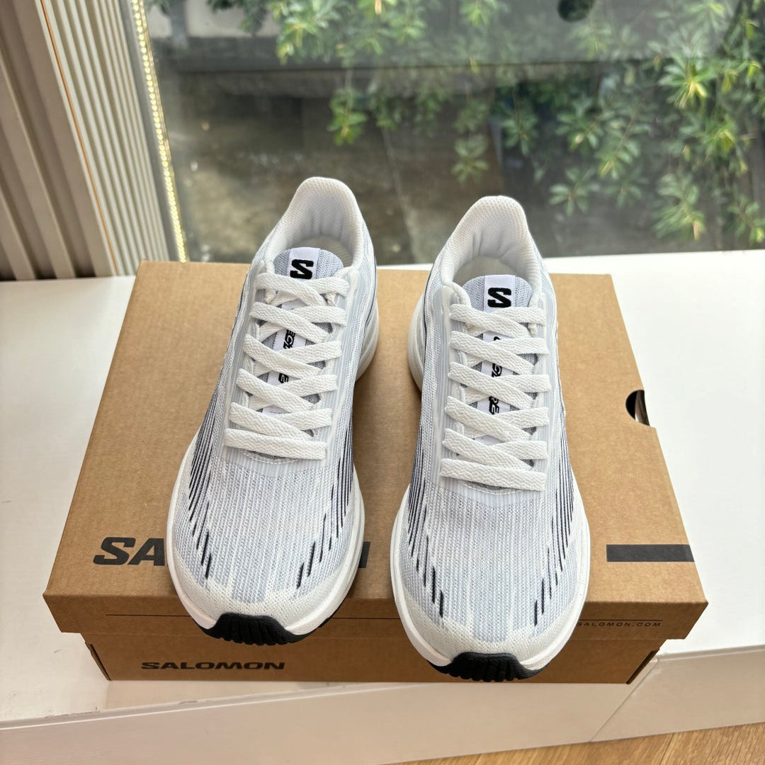 ALO 25S SALOMON SPECTUR SNEAKER IN BLACK AND WHITE MESH FABRIC