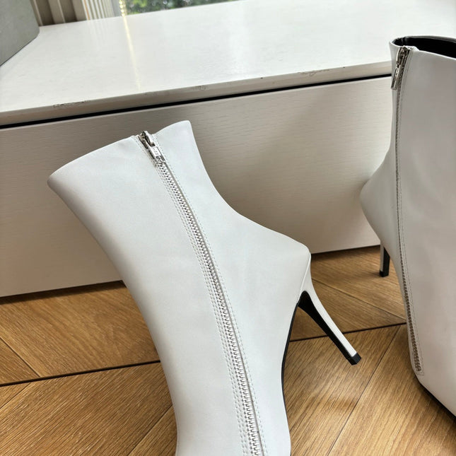 BALENCIAGA 25S ANKLE BOOTS WITH ZIPPER IN WHITE COW LEATHER