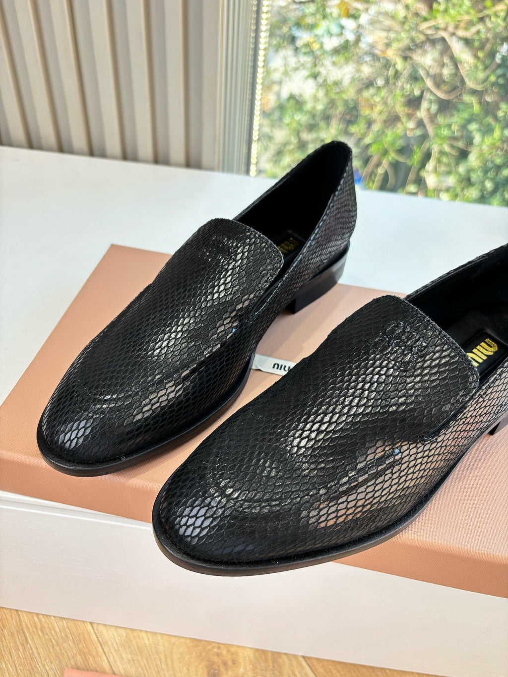 MIUMIU 26S LOAFERS IN BLACK SNAKE EMBOSSED CALFSKIN