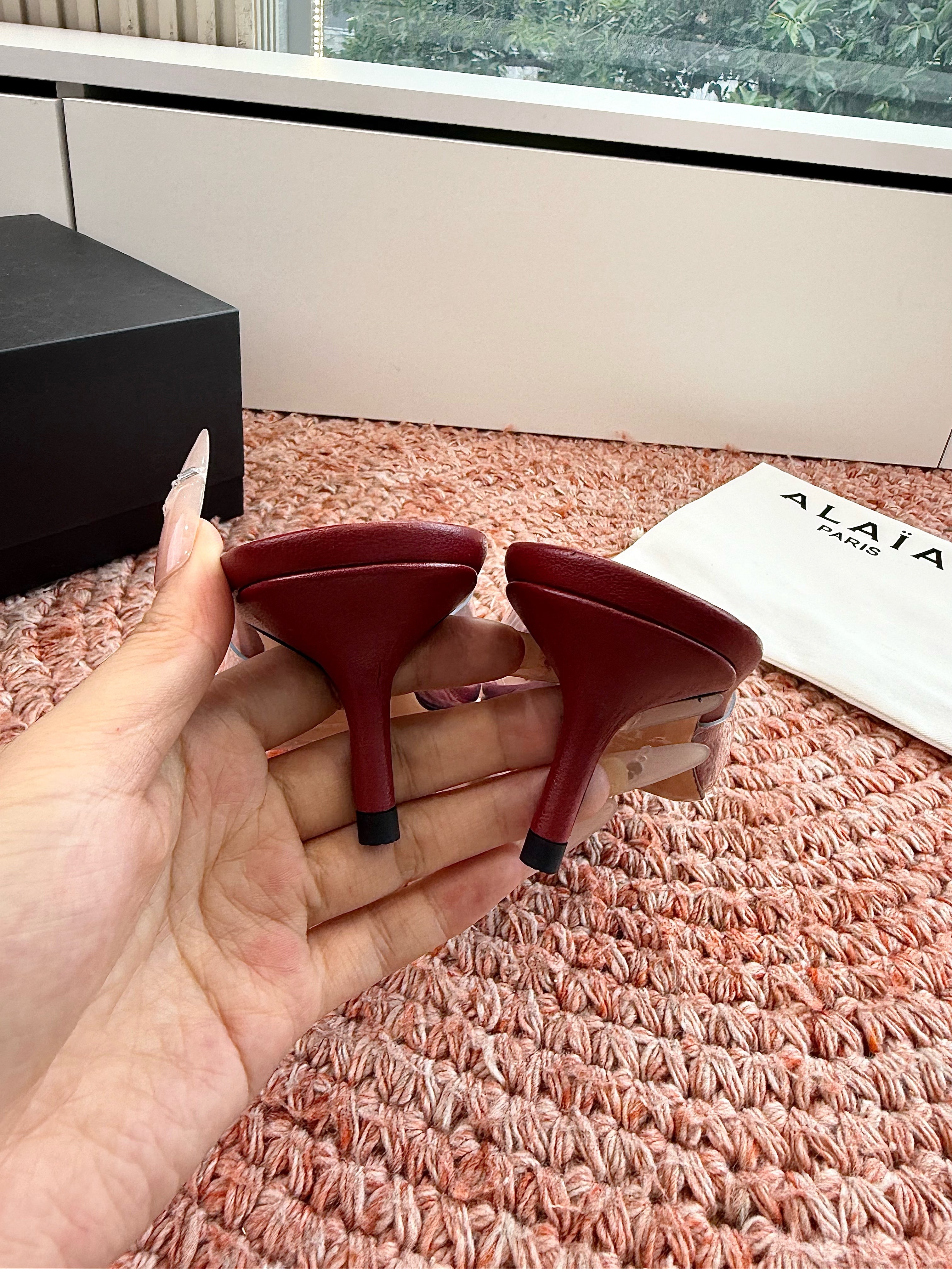 ALAIA 26S MULE HEELS IN DARK RED LAMBSKIN AND TRANSPARENT PVC