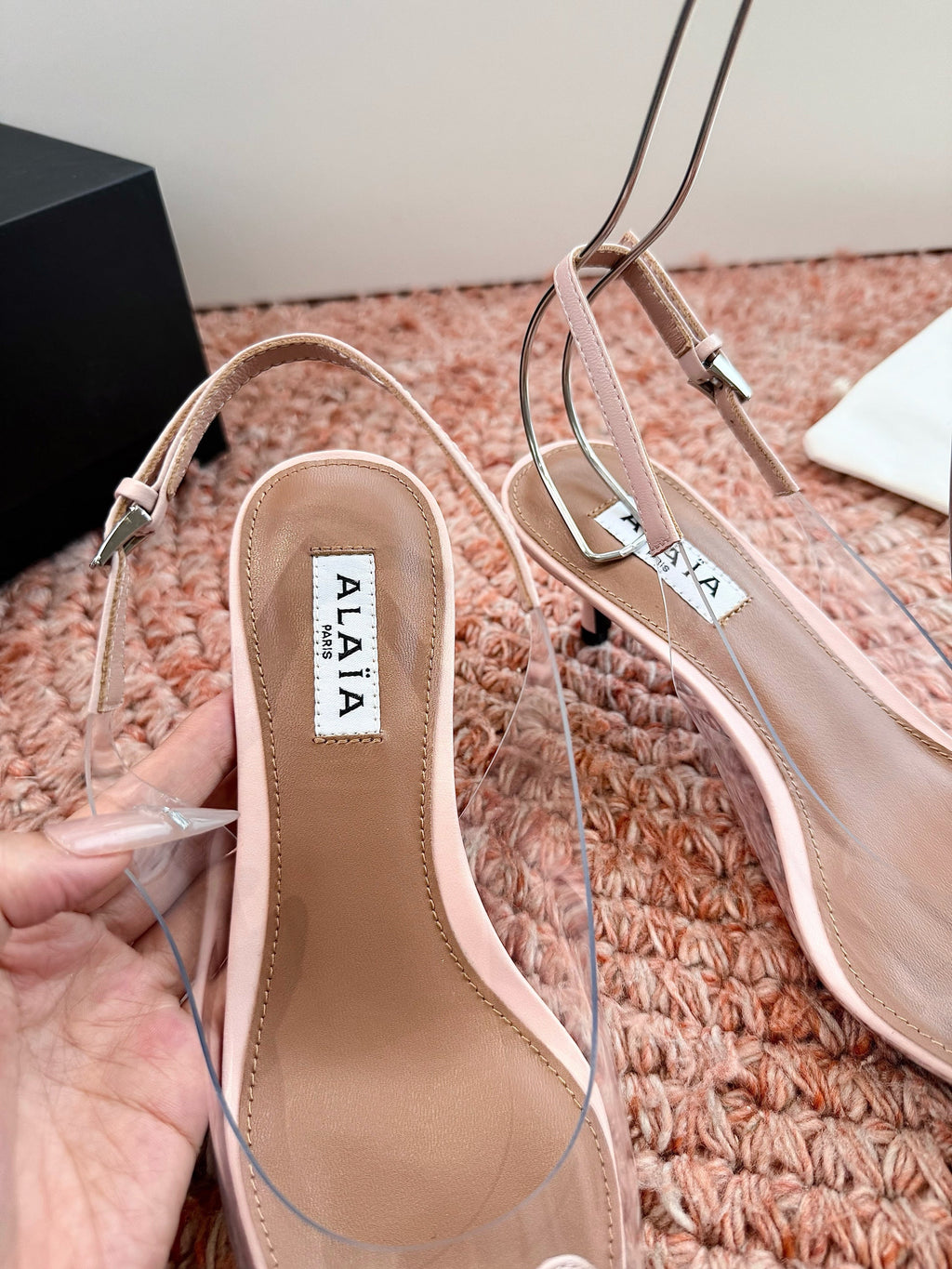 ALAIA 26S SLINGBACK HEELS IN NUDE PINK LAMBSKIN AND TRANSPARENT PVC