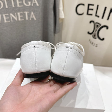 THE ROW 26S MINIMAL LACE-UP SHOES IN WHITE CALFSKIN