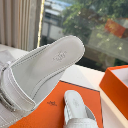HM 26S DESTIN MULES IN WHITE CROCODILE-EFFECT LEATHER