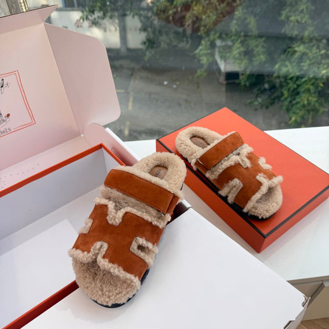 HM 26S SANDAL IN BEIGE WOOL AND COGNAC BROWN SUEDE