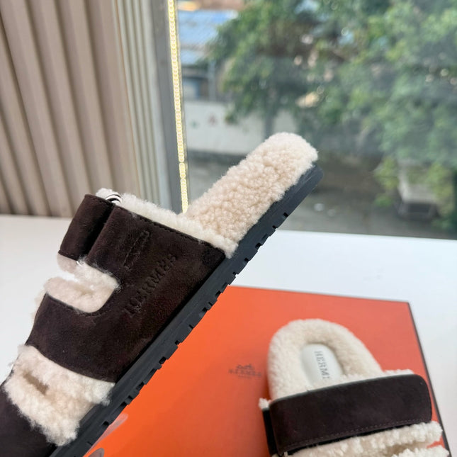 HM 26S SANDAL IN BEIGE WOOL AND BLACK SUEDE